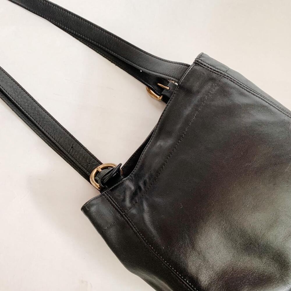 Vintage Coach Soho Leather Shoulder Bag - Picture 2 of 5